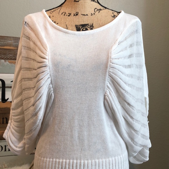 ⚜️Bat Winged Short Sleeve Sweater⚜️ - Picture 2 of 3